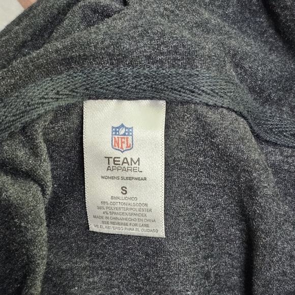 Carolina Panthers Hoodie Women Small Black Pull Over Hooded Sweater Ladies Top - Picture 2 of 5